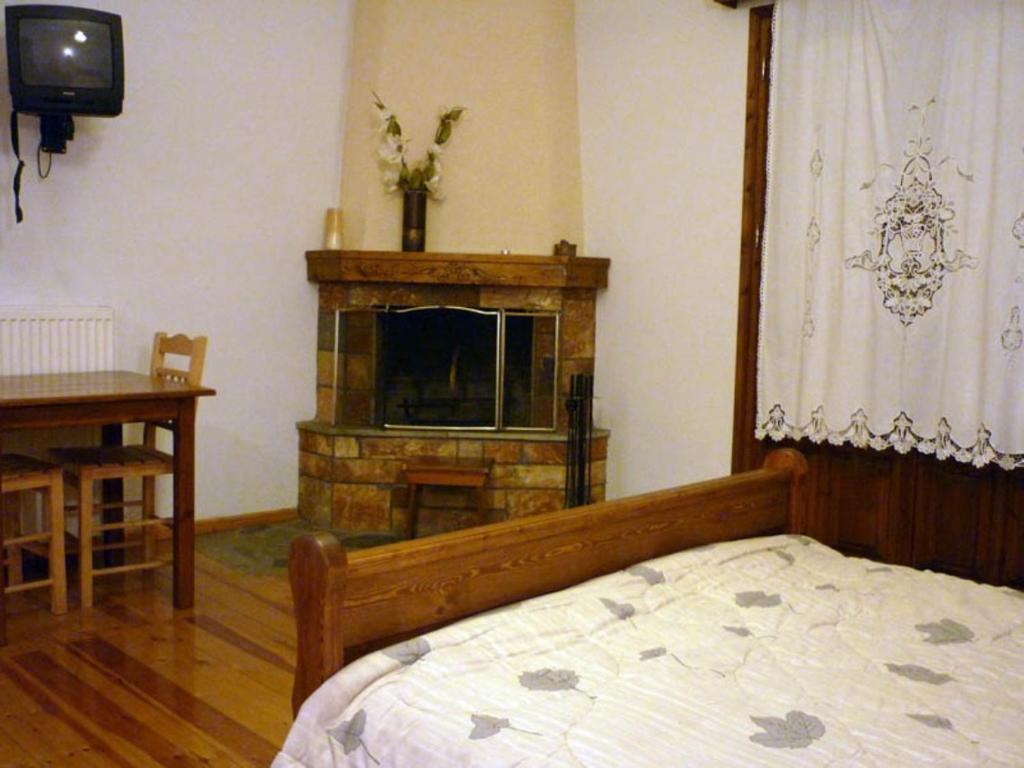 Archontiko Christodoulou Aparthotel Vronteron  Room photo